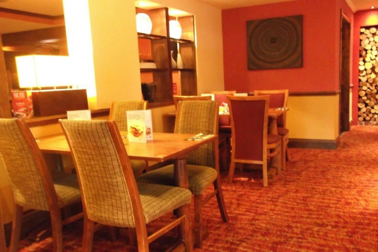 Premier Inn Bodmin Exterior photo